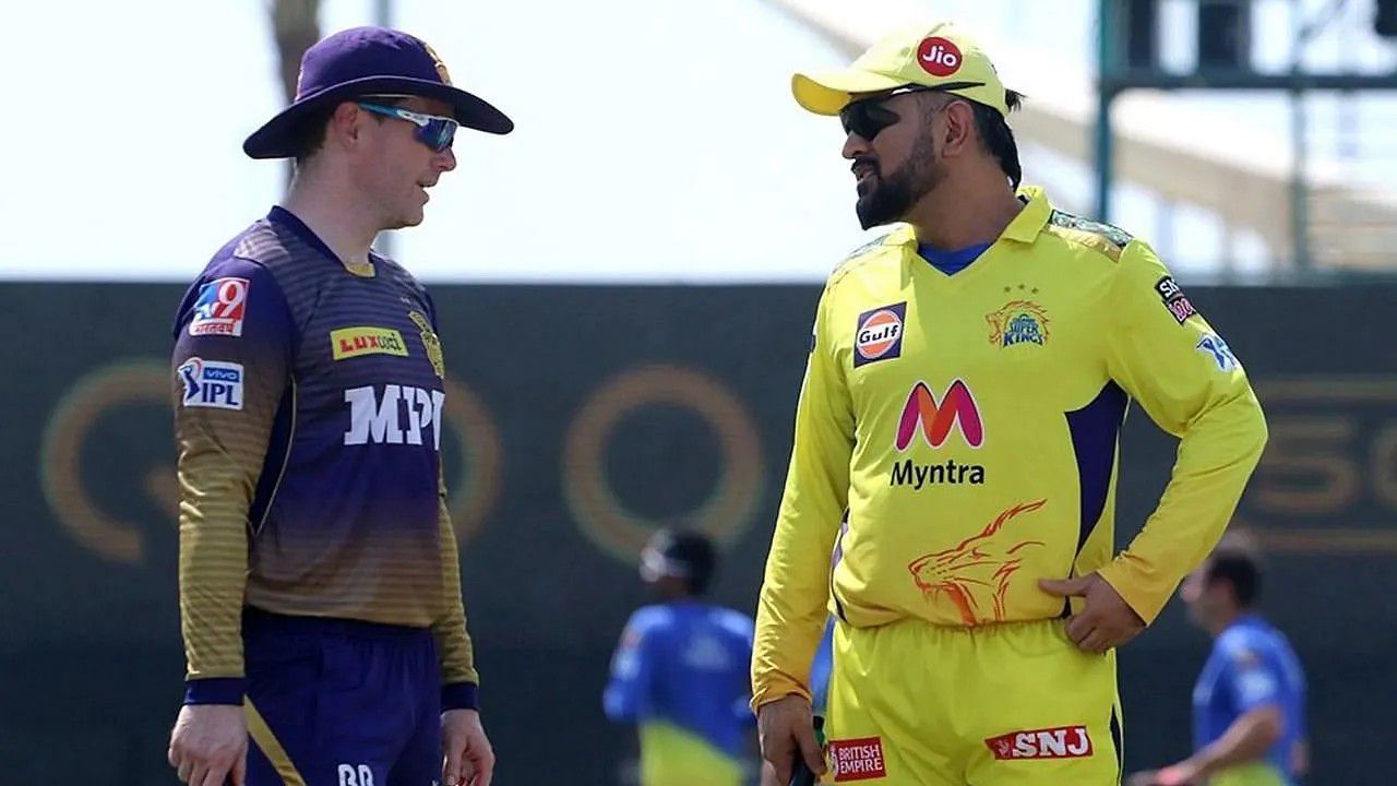 Former KKR Captain Eoin Morgan with Mahendra Singh Dhoni