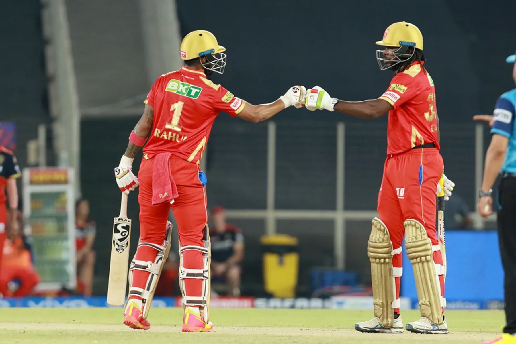 KL Rahul (l) and Chris Gayle during IPL 2021. Pic: IPLT20.COM