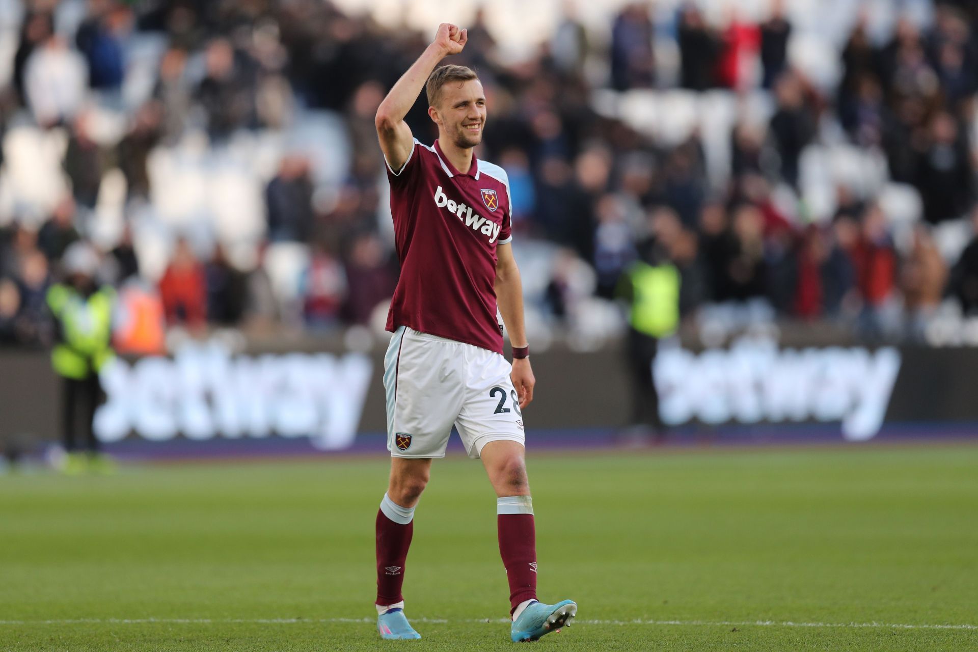 West Ham United v Wolverhampton Wanderers - Premier League