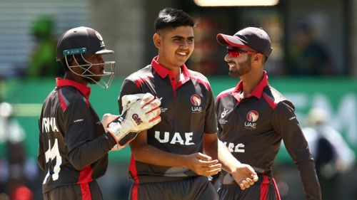 Aryan Lakra with his UAE teammates - PC: Khaleej Times