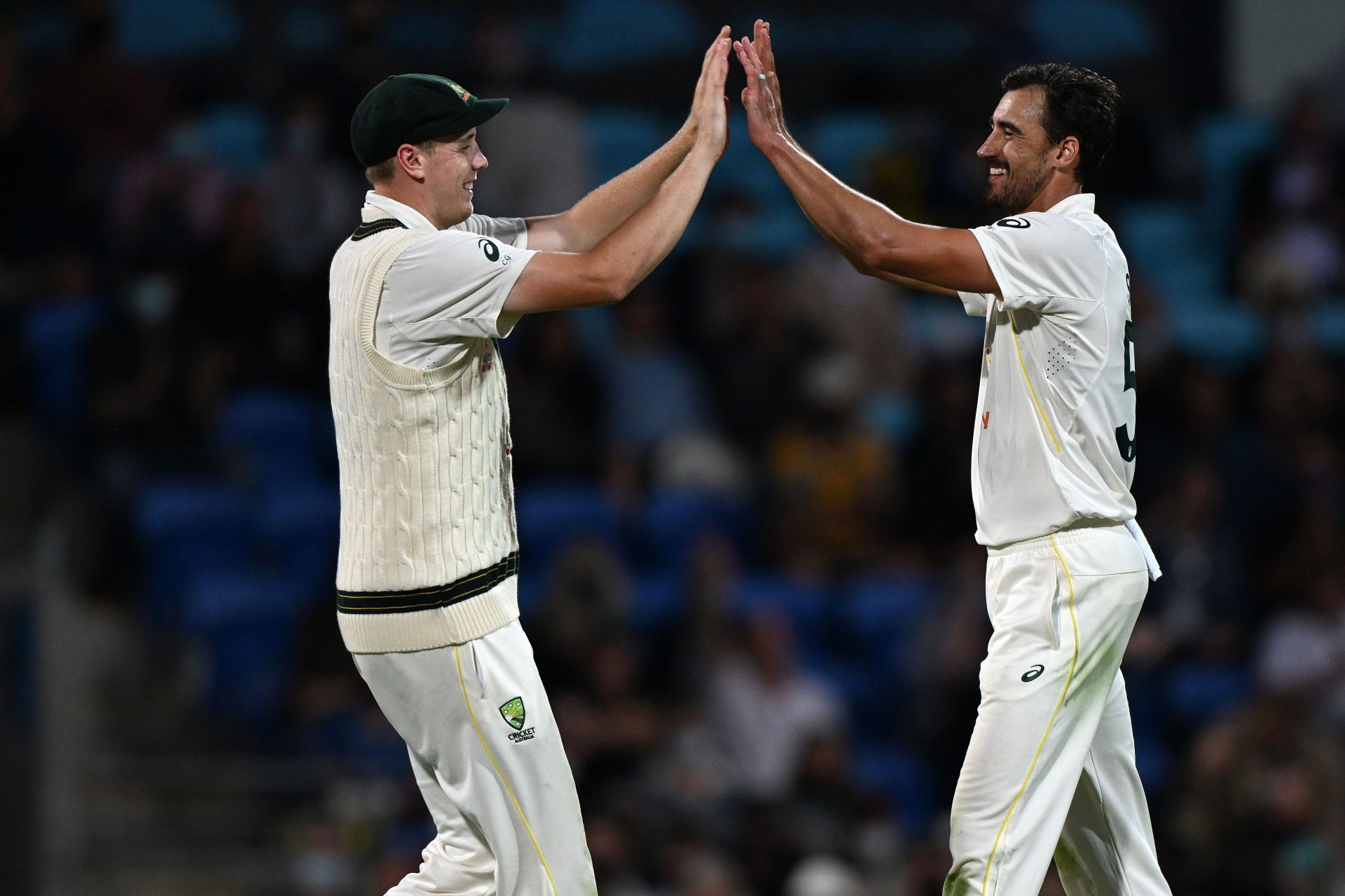 Mitchell Starc (R) was the pick of the bowlers in the first innings