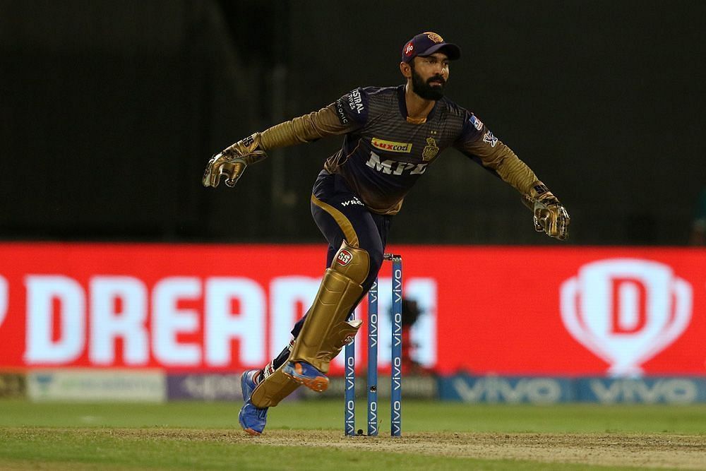 Dinesh Karthik in action for KKR. Pic: IPLT20.COM