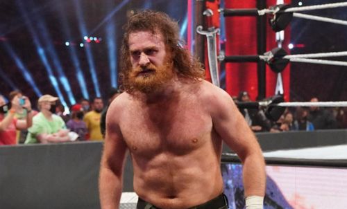 Sami Zayn is scheduled to take on Johnny Knoxville at WrestleMania