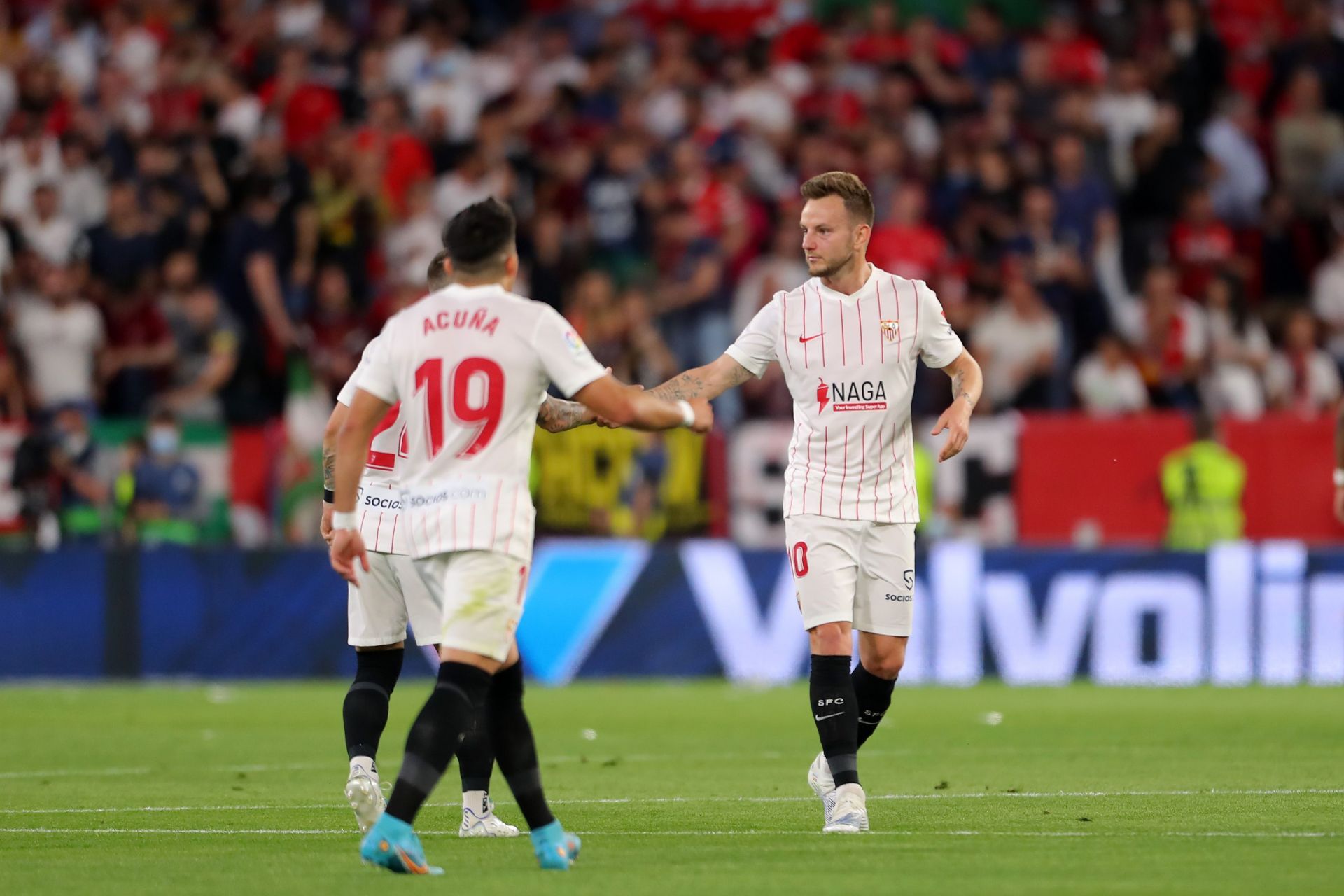 Ivan Rakitic celebrates his goal.