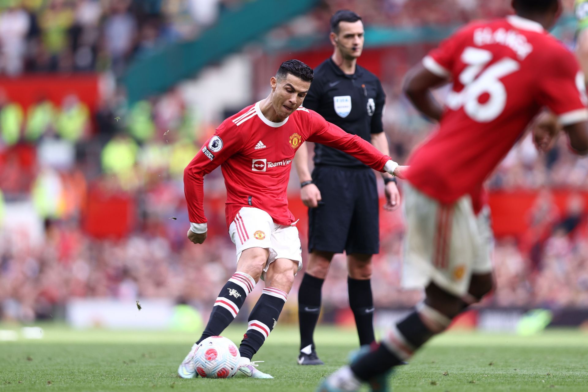 Cristiano Romaldo scores his sides third goal against Norwich via a freekick