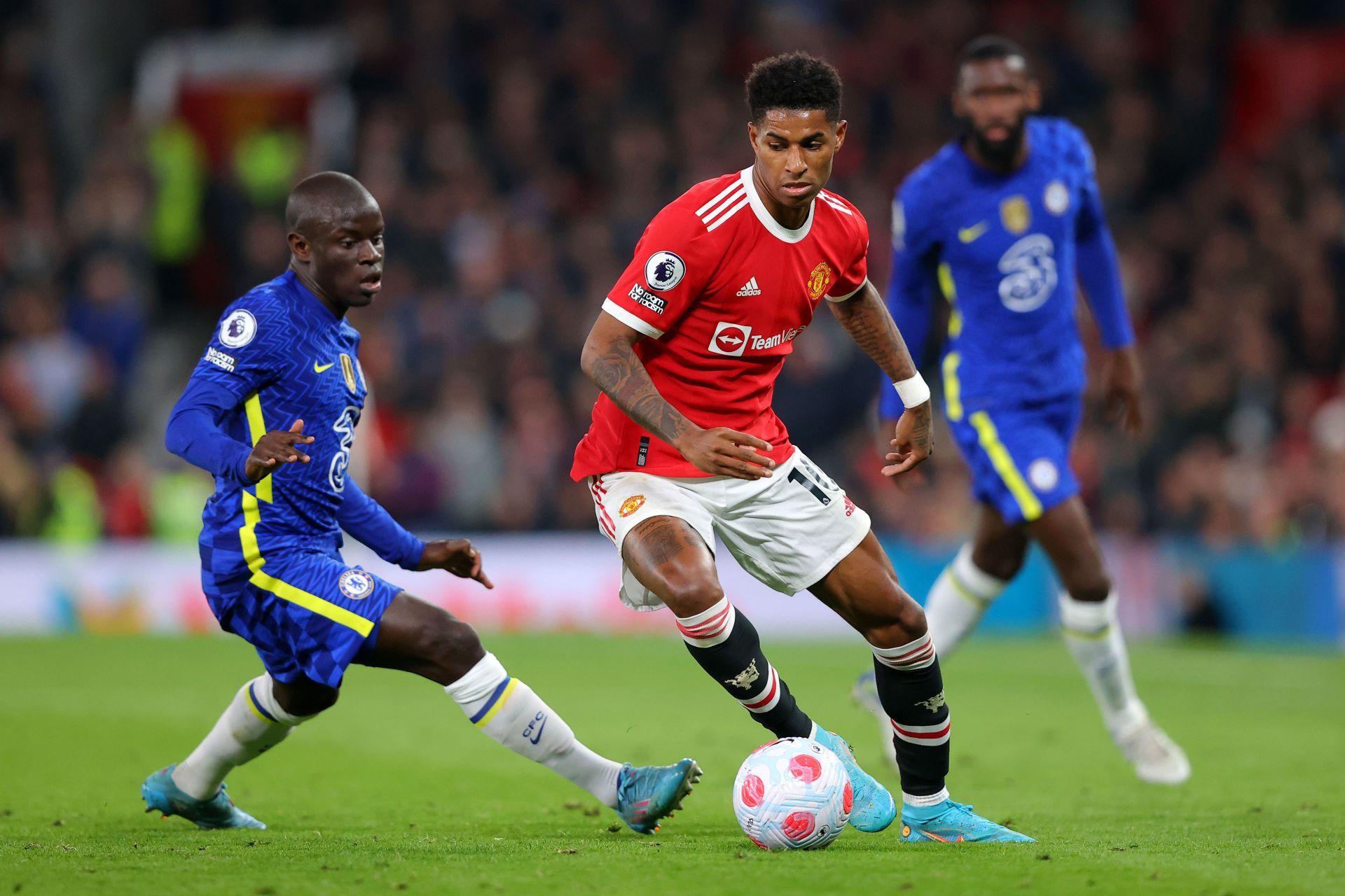 Rashford in action for Manchester United against Chelsea