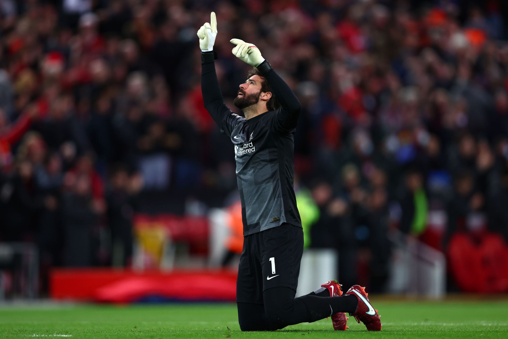 Alisson kept his 18th clean sheet of the season during Liverpool&#039;s tie against Manchester United on Tuesday