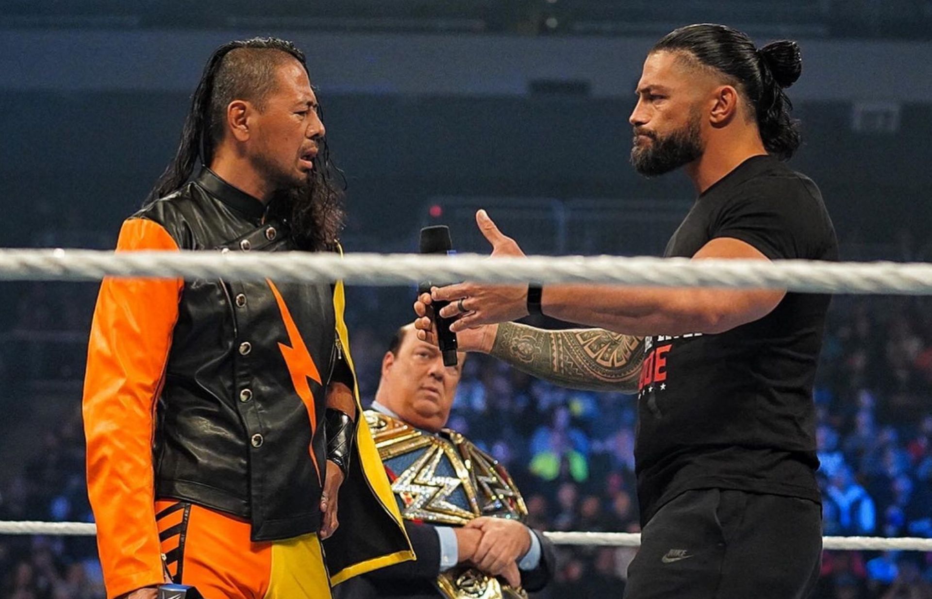 WWE में रोमन रेंस और शिंस्के नाकामुरा के बीच मैच हो सकता है
