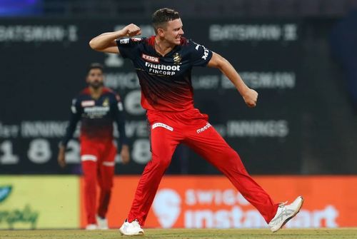 Josh Hazlewood rocked the LSG batting order [P/C: iplt20.com]