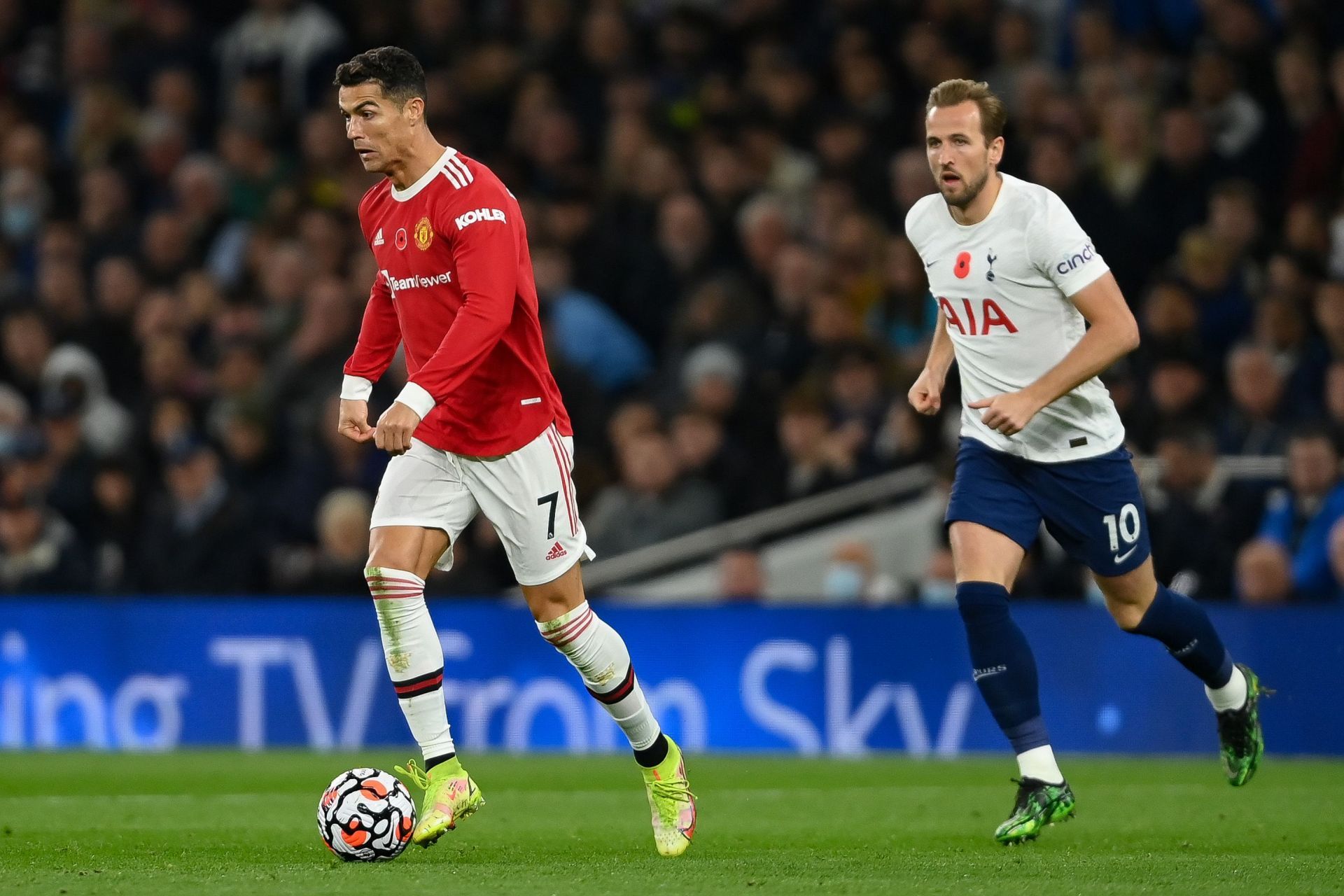 Ronaldo may be playing alongside Kane at Manchester United next season