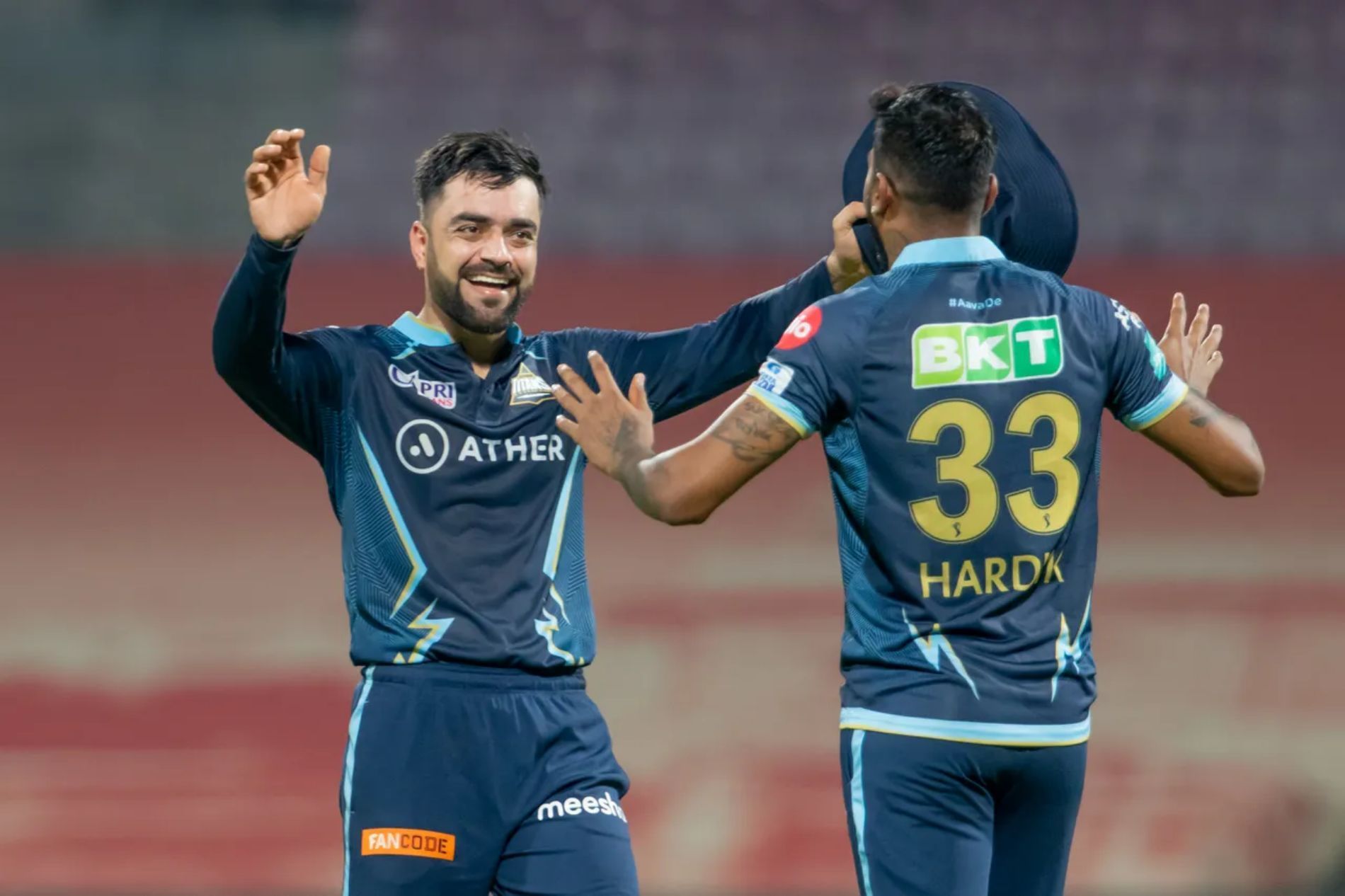 Rashid Khan (left) and Hardik Pandya starred in Gujarat&rsquo;s win. Pic: IPLT20.COM