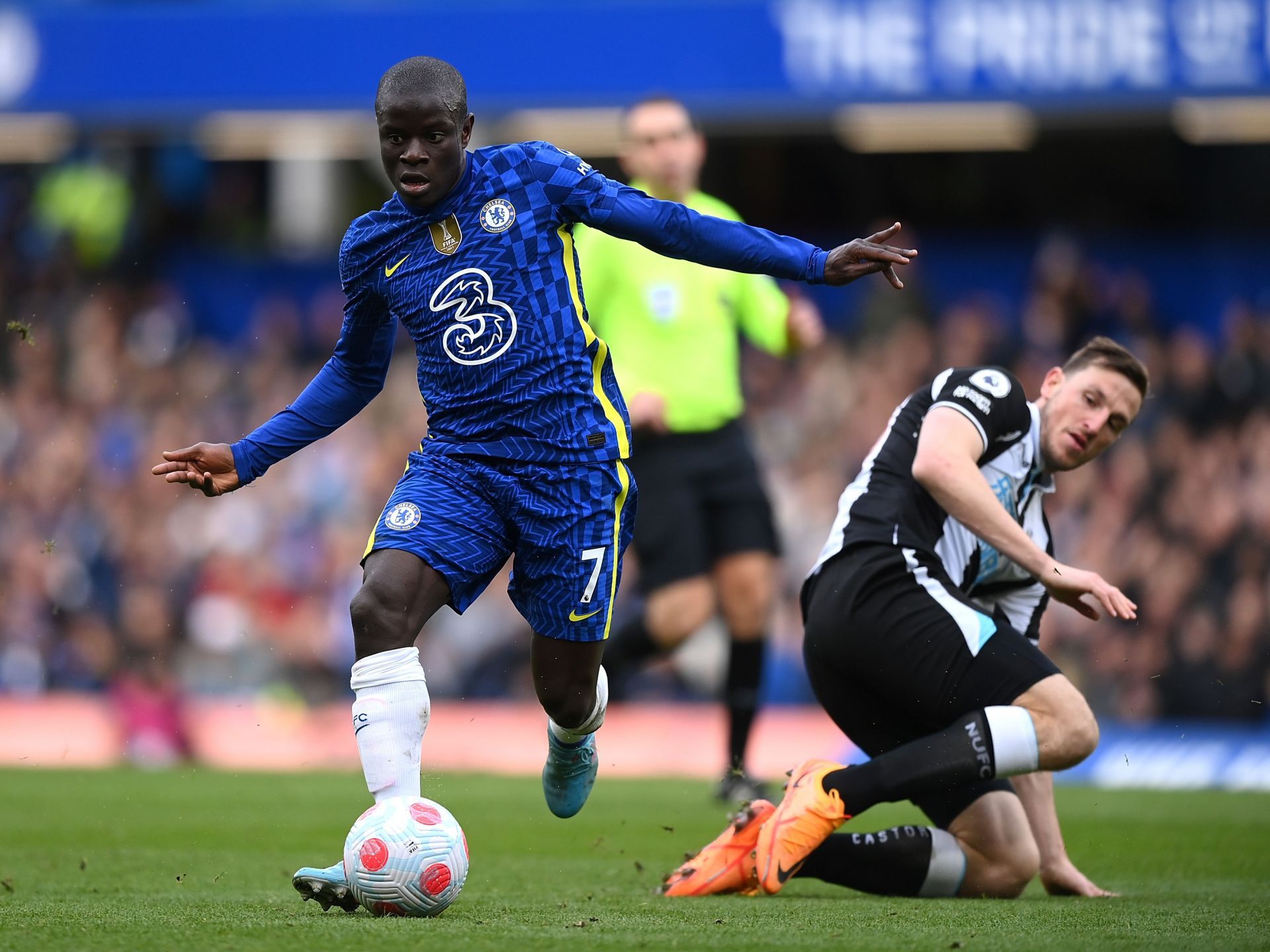 N'Golo Kante is wanted at the Camp Nou.