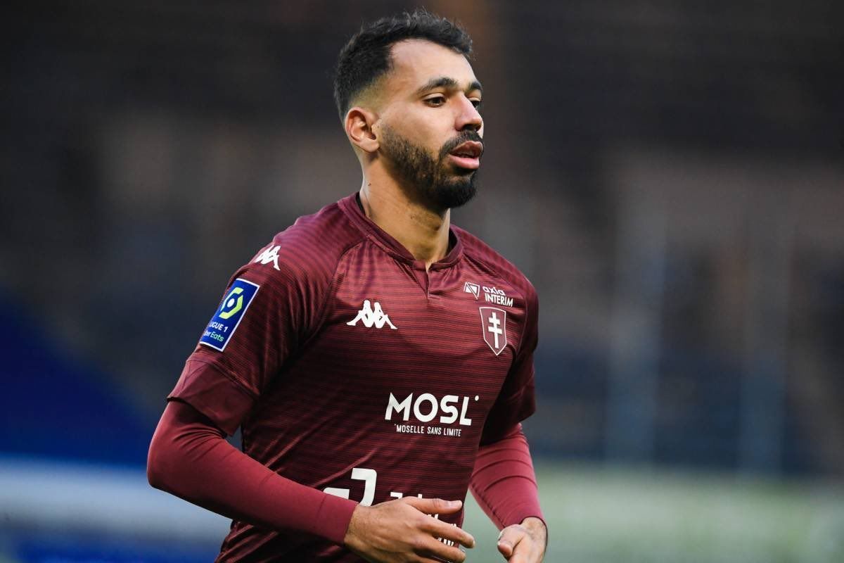 Farid Boulaya in action for FC Metz