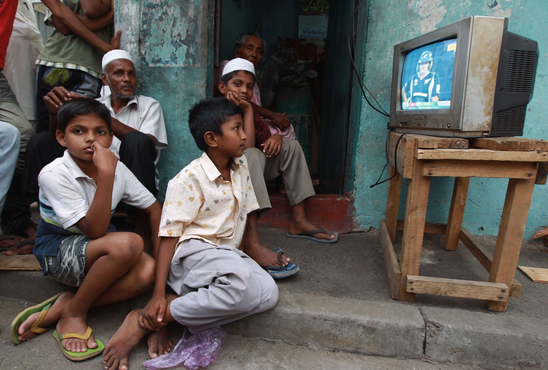 Watching cricket in the 1990s was a day-long immersive experience