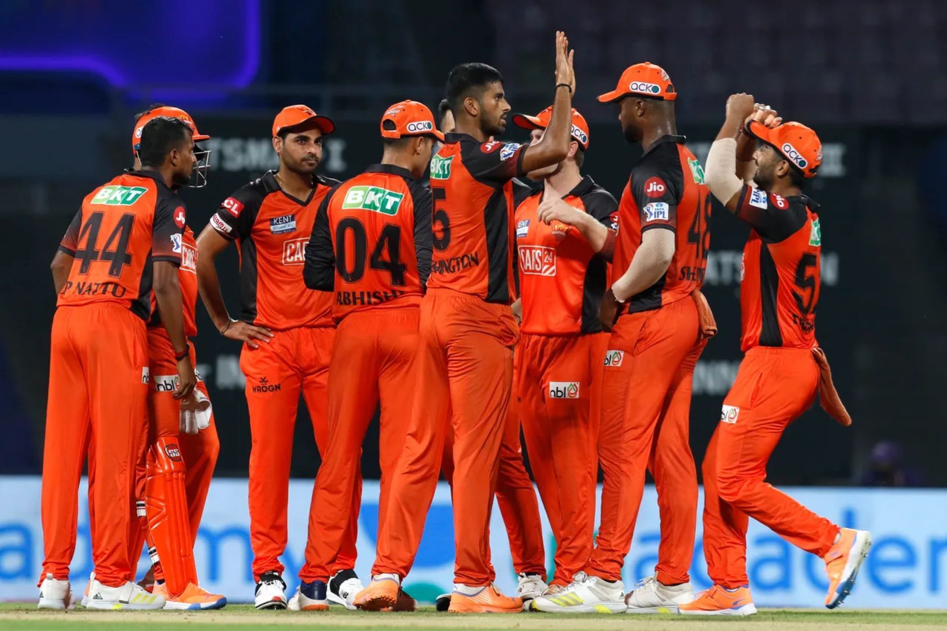 Sunrisers Hyderabad celebrate a wicket against the Lucknow Super Giants. Pic: IPLT20.COM