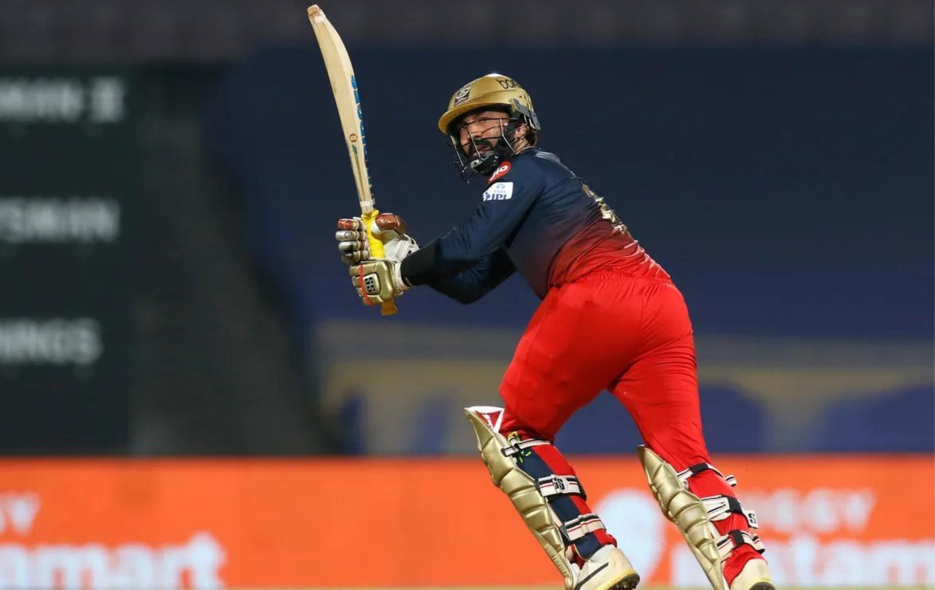 Dinesh Karthik in action (Pic: IPLT20.com)