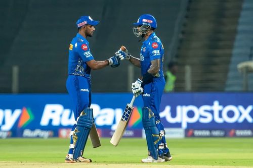 Suryakumar Yadav (L) and Tilak Varma (R) were setting up the chase nicely before a mix-up sent back Varma [Credits: IPL]