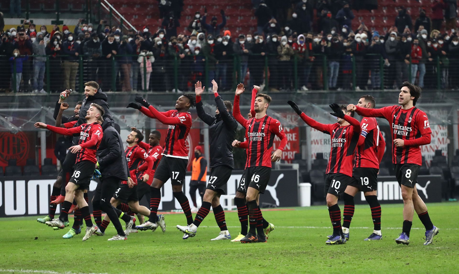 AC Milan v Genoa CFC - Coppa Italia