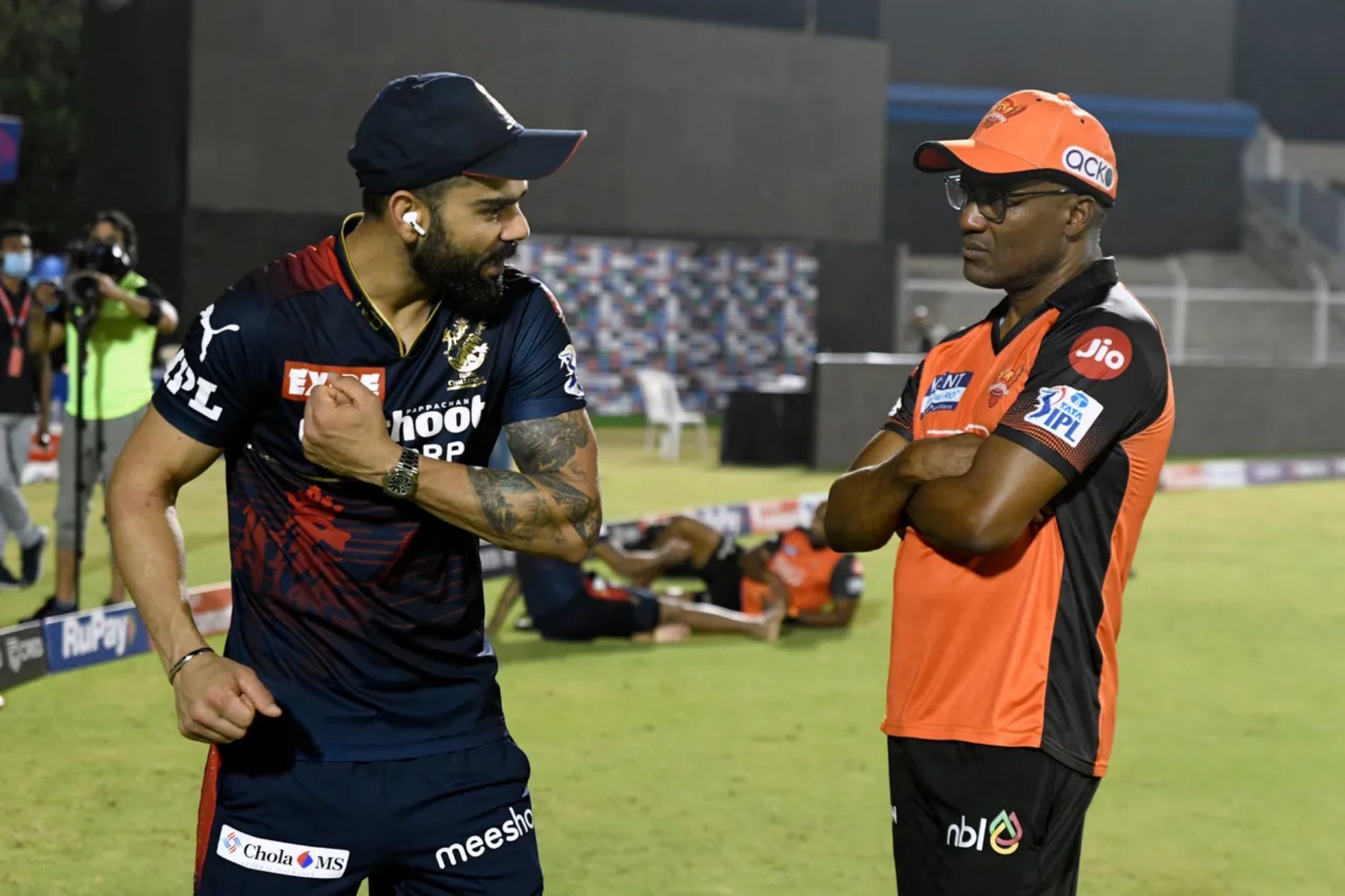 Virat Kohli (left) with Brian Lara. Pic: IPLT20.COM