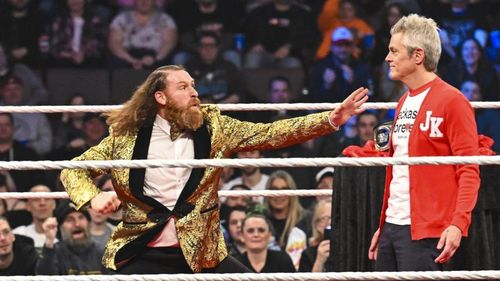 Johnny Knoxville successfully defeated Sami Zayn at WrestleMania 38