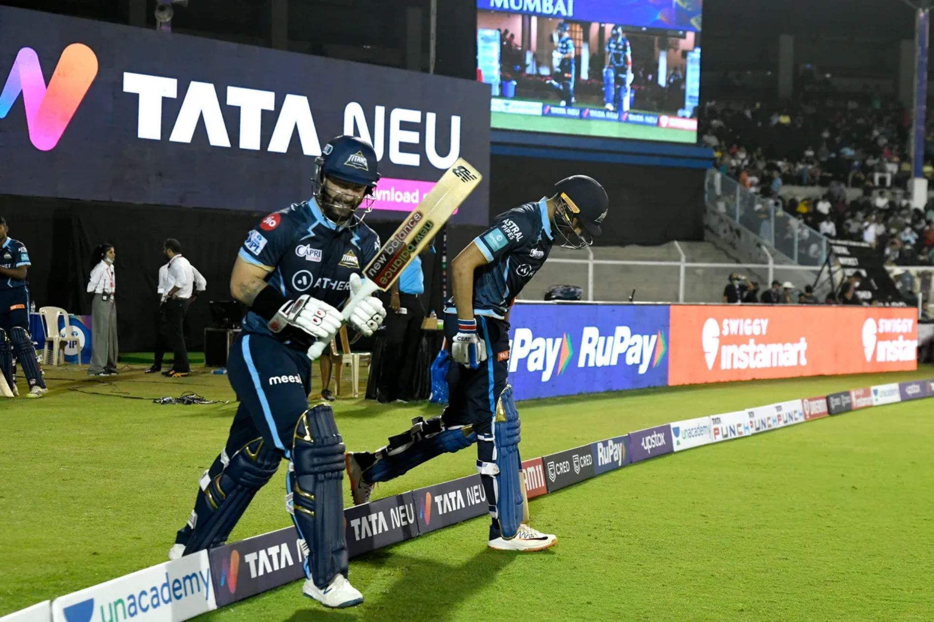 Matthew Wade (left) and Shubman Gill. Pic: IPLT20.COM