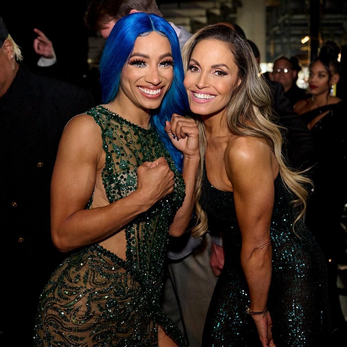 Sasha Banks and Trish Stratus.