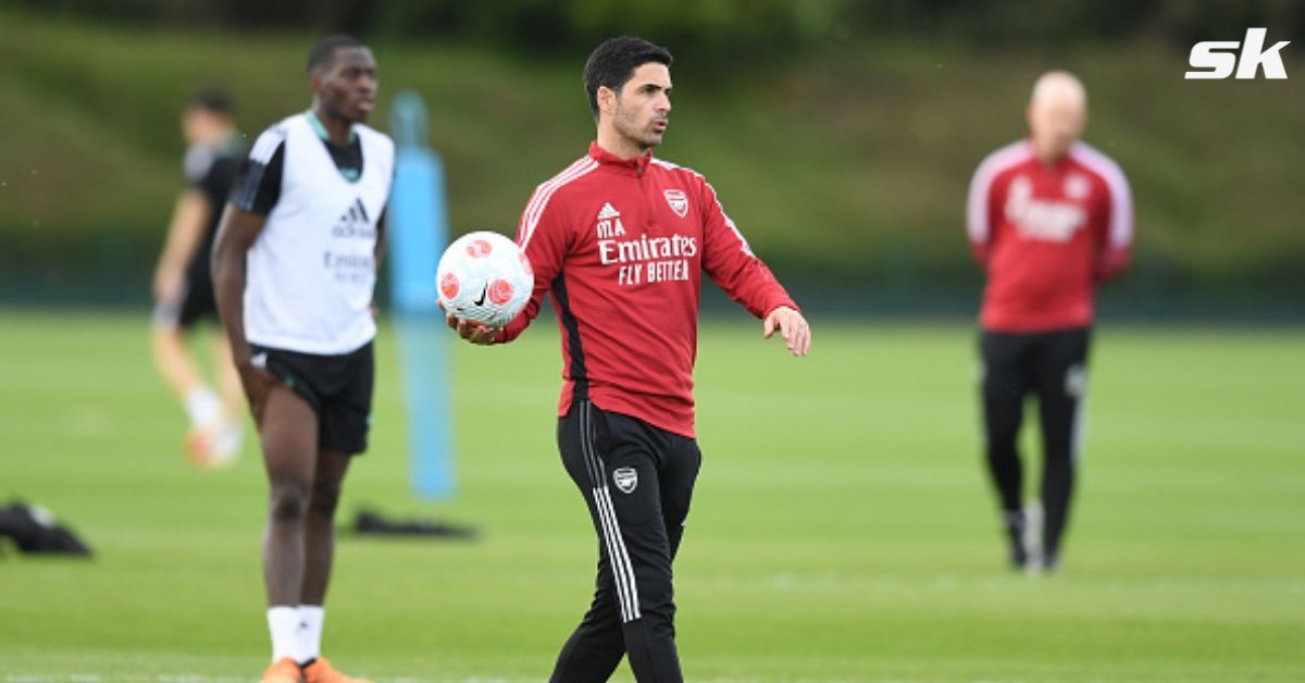 Mikel Arteta speaks about his striking options.