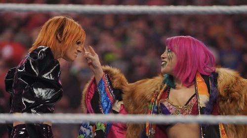 Asuka flicks Becky's nose on WWE RAW