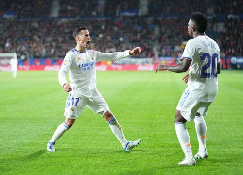 Lucas Vazquez celebrates with Vinicius Jr.