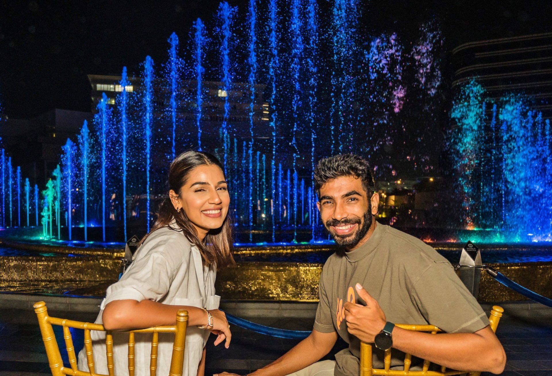 Sanjana Ganesan (l) and Jasprit Bumrah (r) (PC: Instagram)