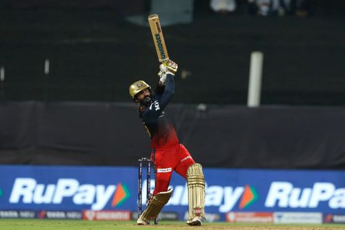 Dinesh Karthik during his match-winning knock against DC. Pic: IPLT20.COM