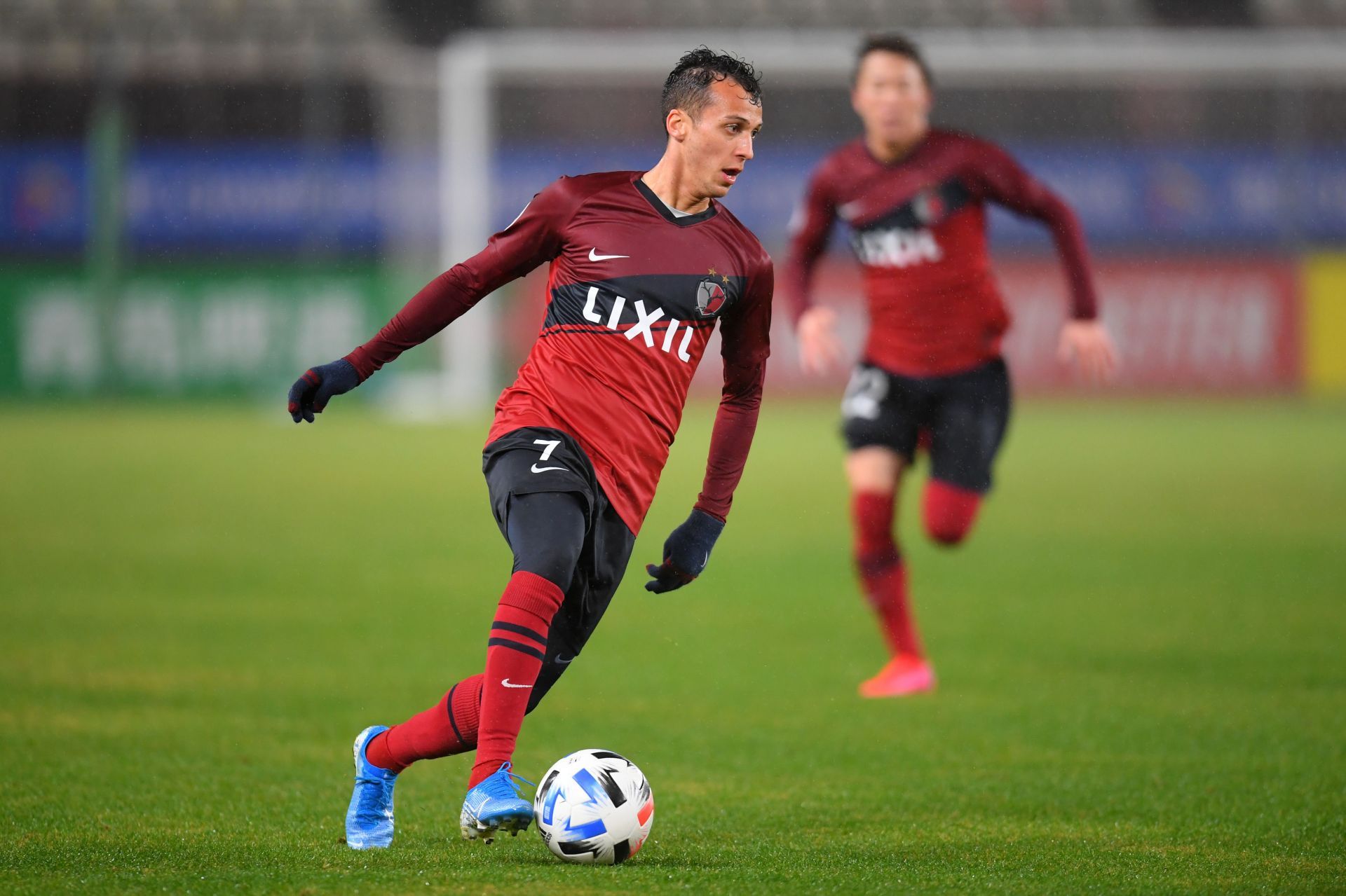 Kashima Antlers will host Nagoya Grampus on Sunday