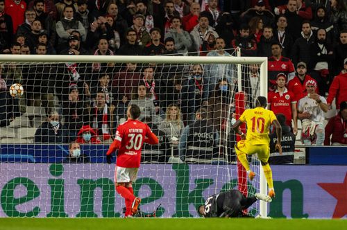 Liverpool put up a brave performance to beat Benfica away from home.