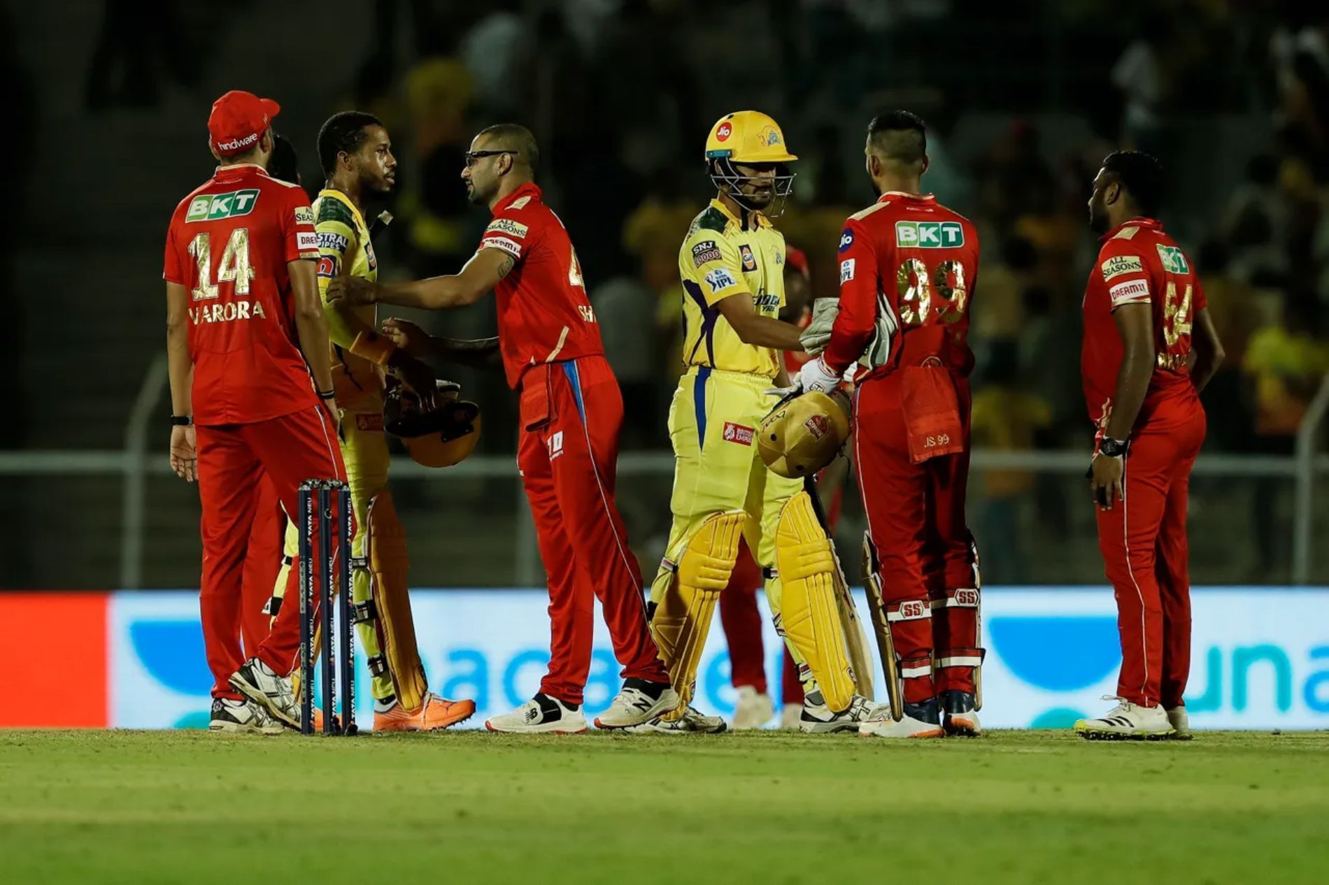 CSK and PBKS players shake hands after IPL 2022 match 11. Pic: IPLT20.COM