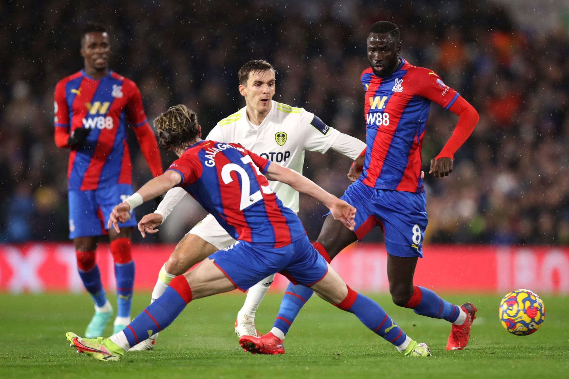 Leeds United v Crystal Palace - Premier League