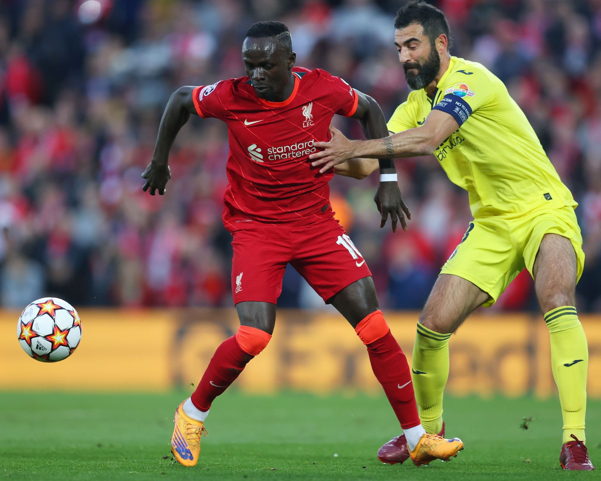 Sadio Mane in action against Villarreal.