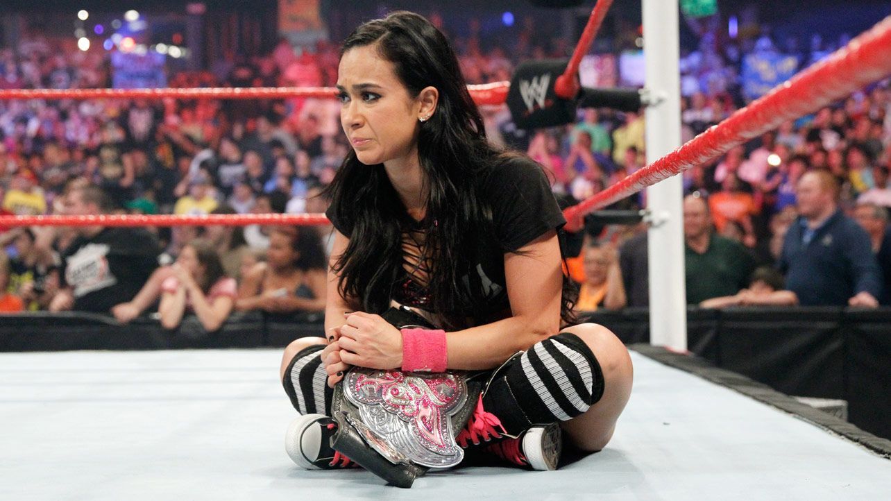 AJ Lee won the Divas Championship for the 1st time.