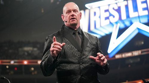 Taker during the Hall of Fame ceremony