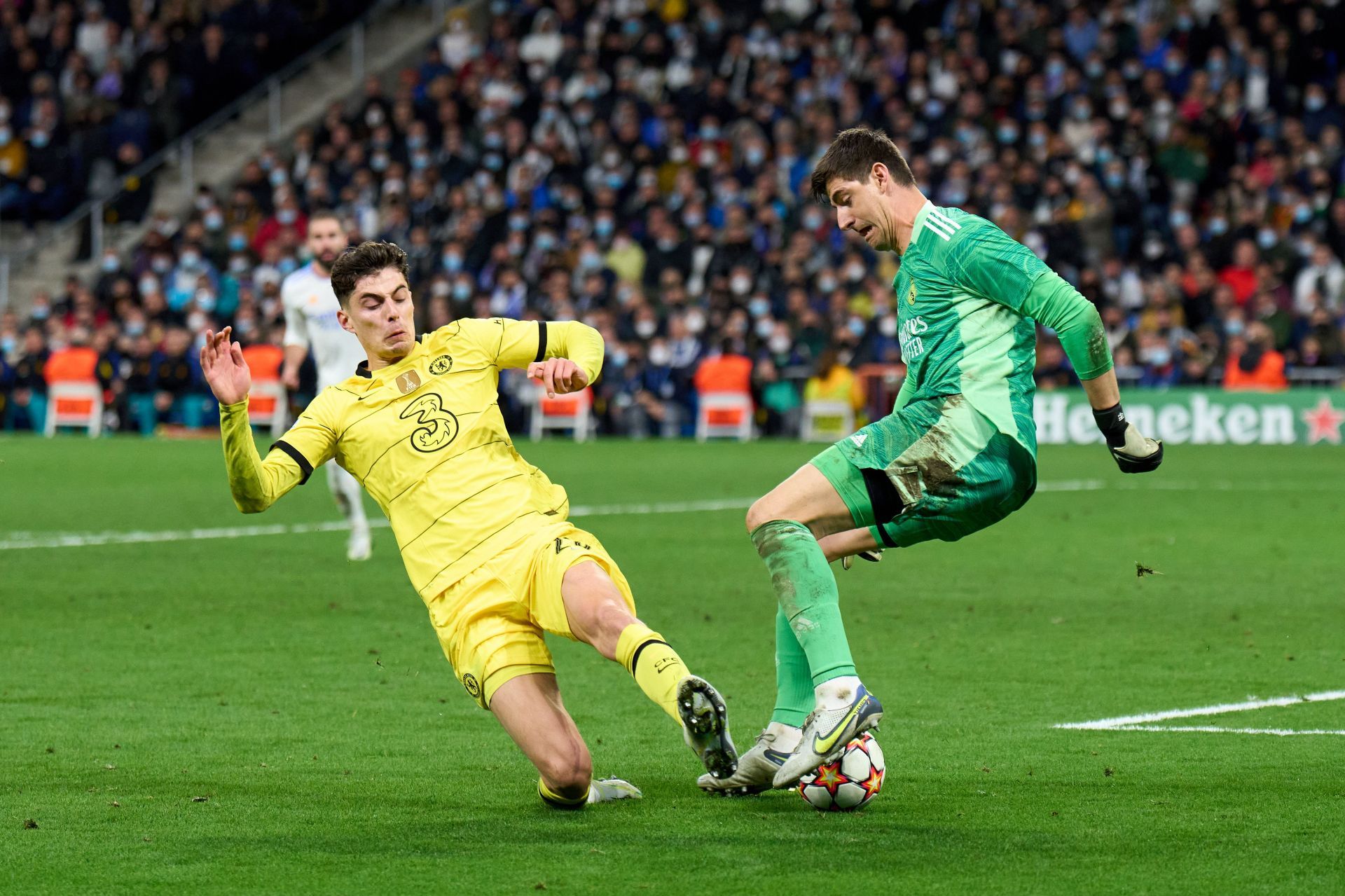 Real Madrid v Chelsea FC Quarter Final Leg Two - UEFA Champions League