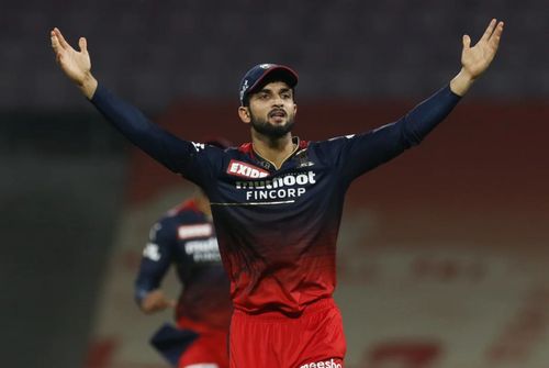 Suyash Prabhudessai made an impressive IPL debut for RCB. Pic: IPLT20.COM