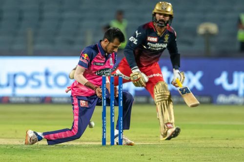 Dinesh Karthik was run out by Yuzvendra Chahal in bizarre fashion. Pic: IPLT20.COM