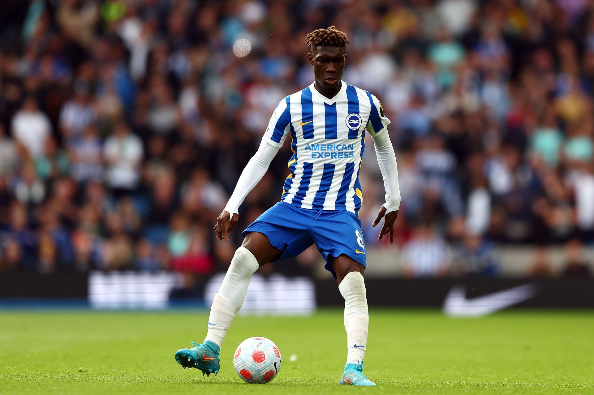 Yves Bissouma has admirers at Stamford Bridge.