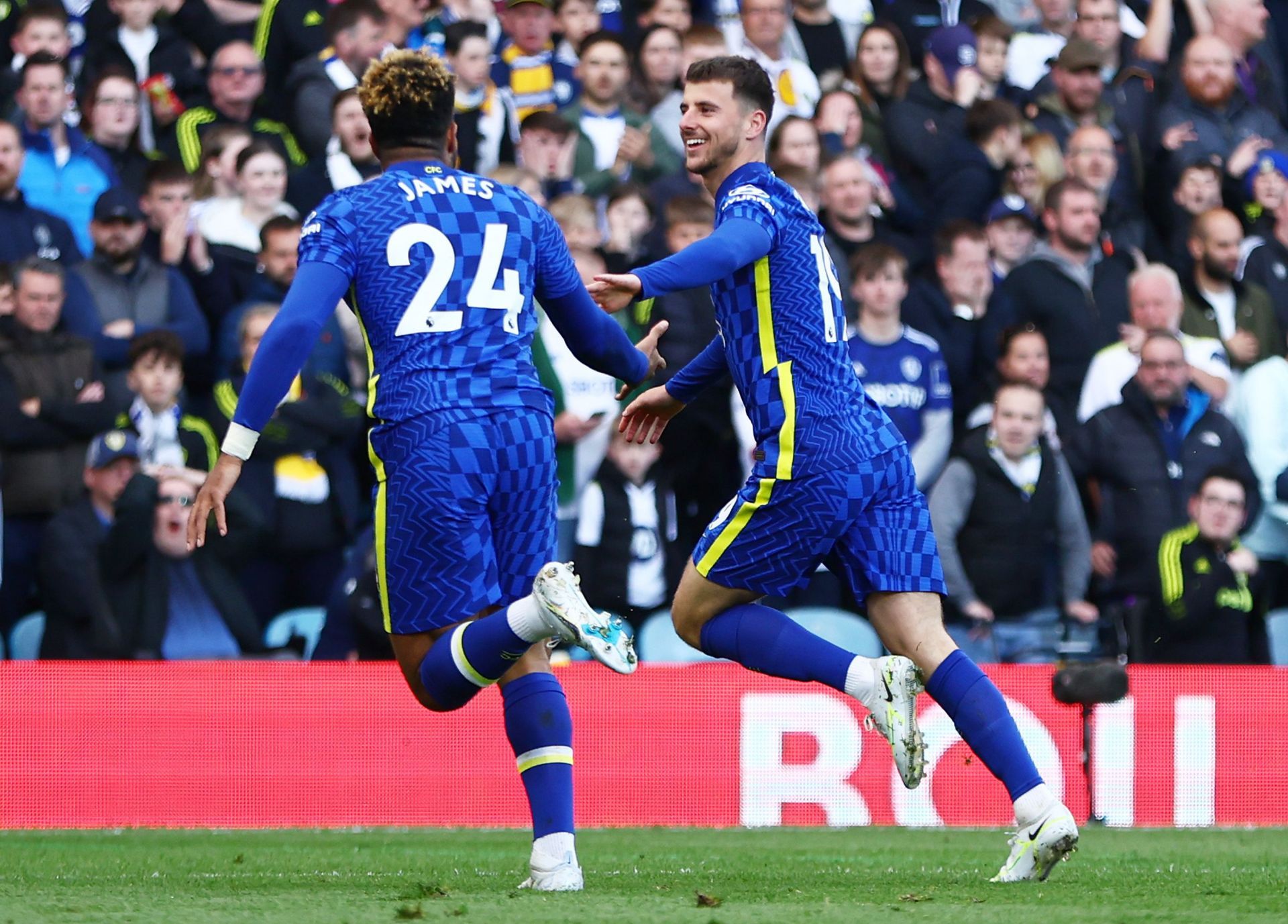 Leeds United v Chelsea - Premier League