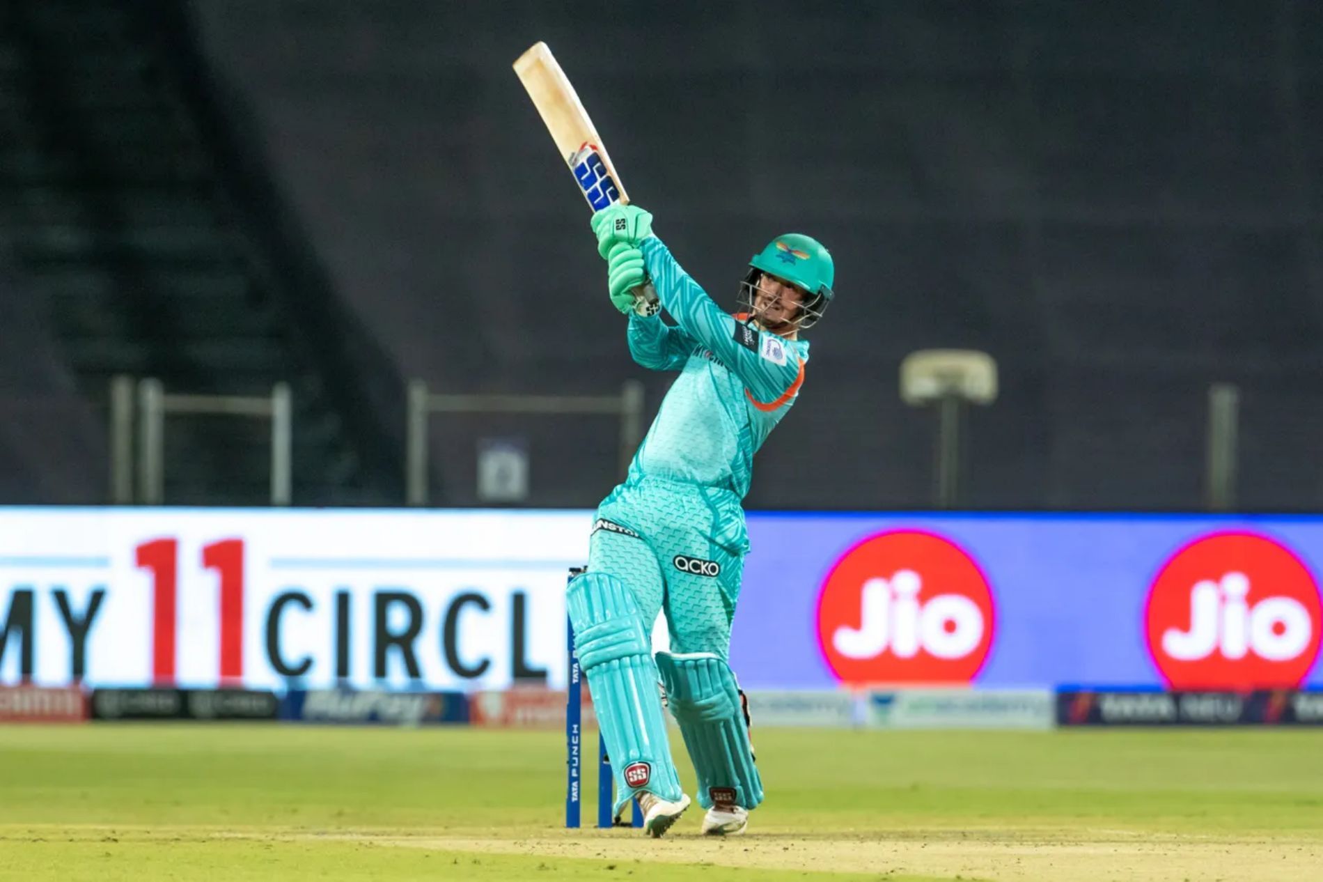 Quinton de Kock scored a quick fifty. Pic: IPLT20.COM