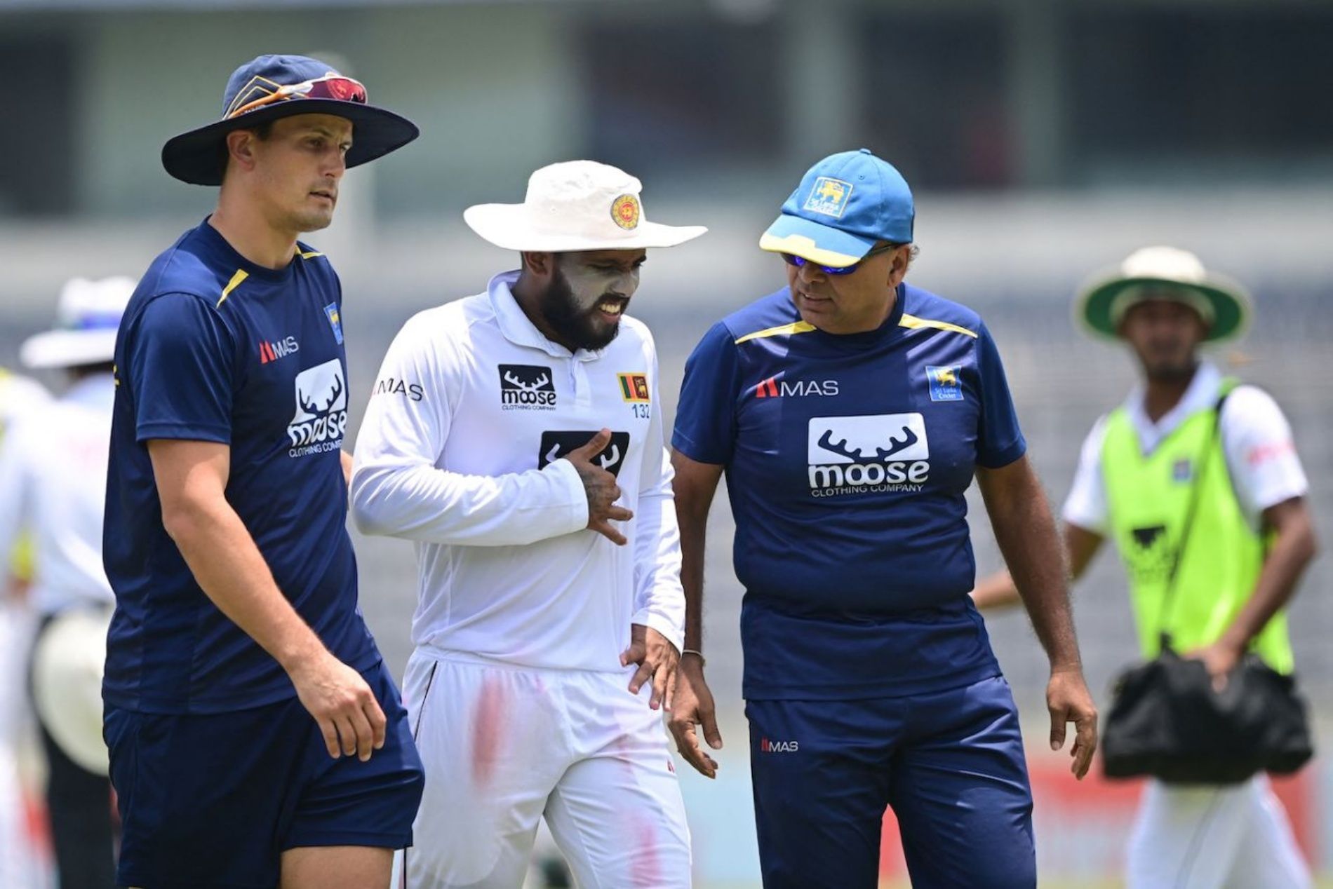 Kusal Mendis leaves the field after complaining of chest pain. Pic: Twitter