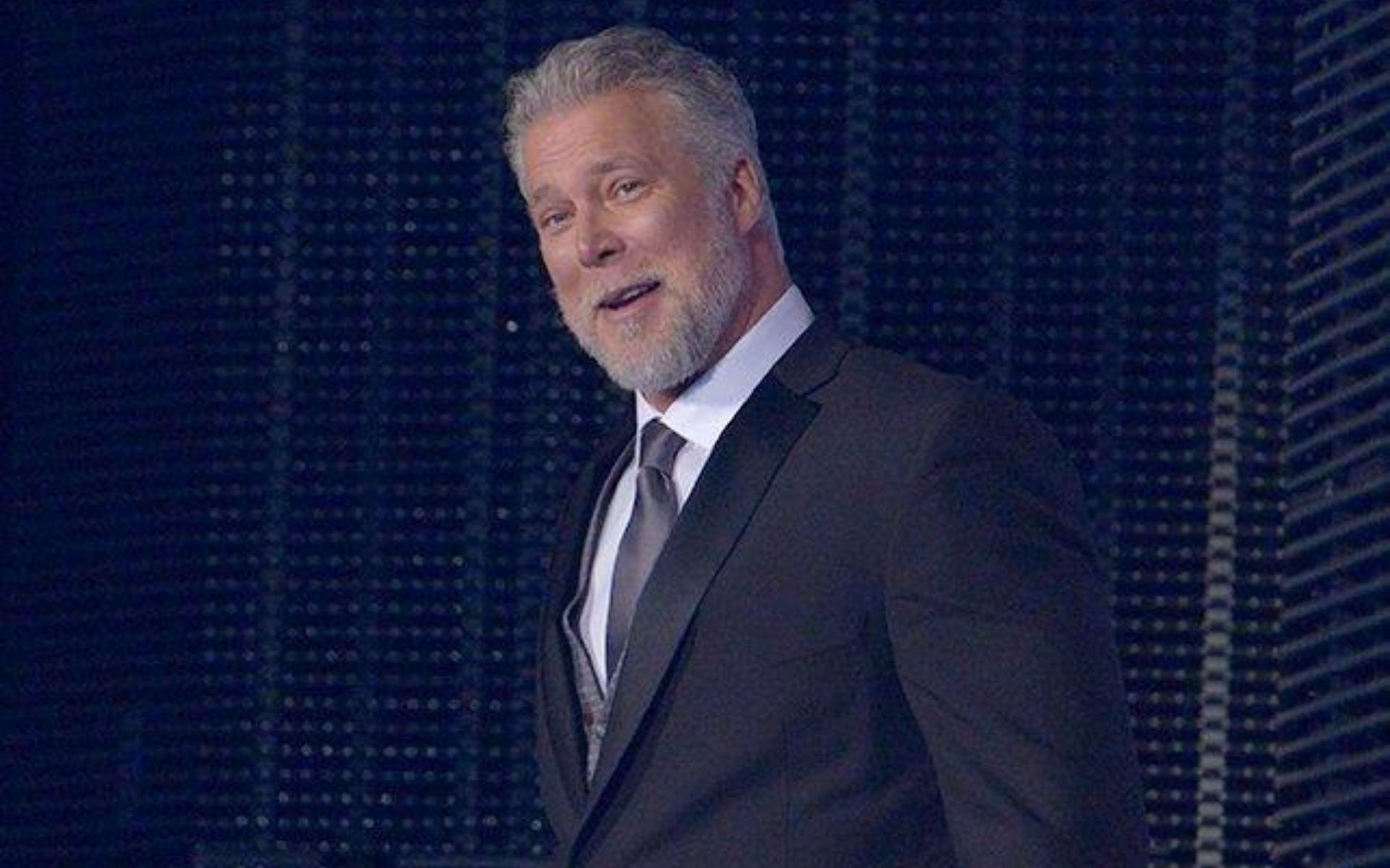 Kevin Nash during his induction into the Hall of Fame in 2015