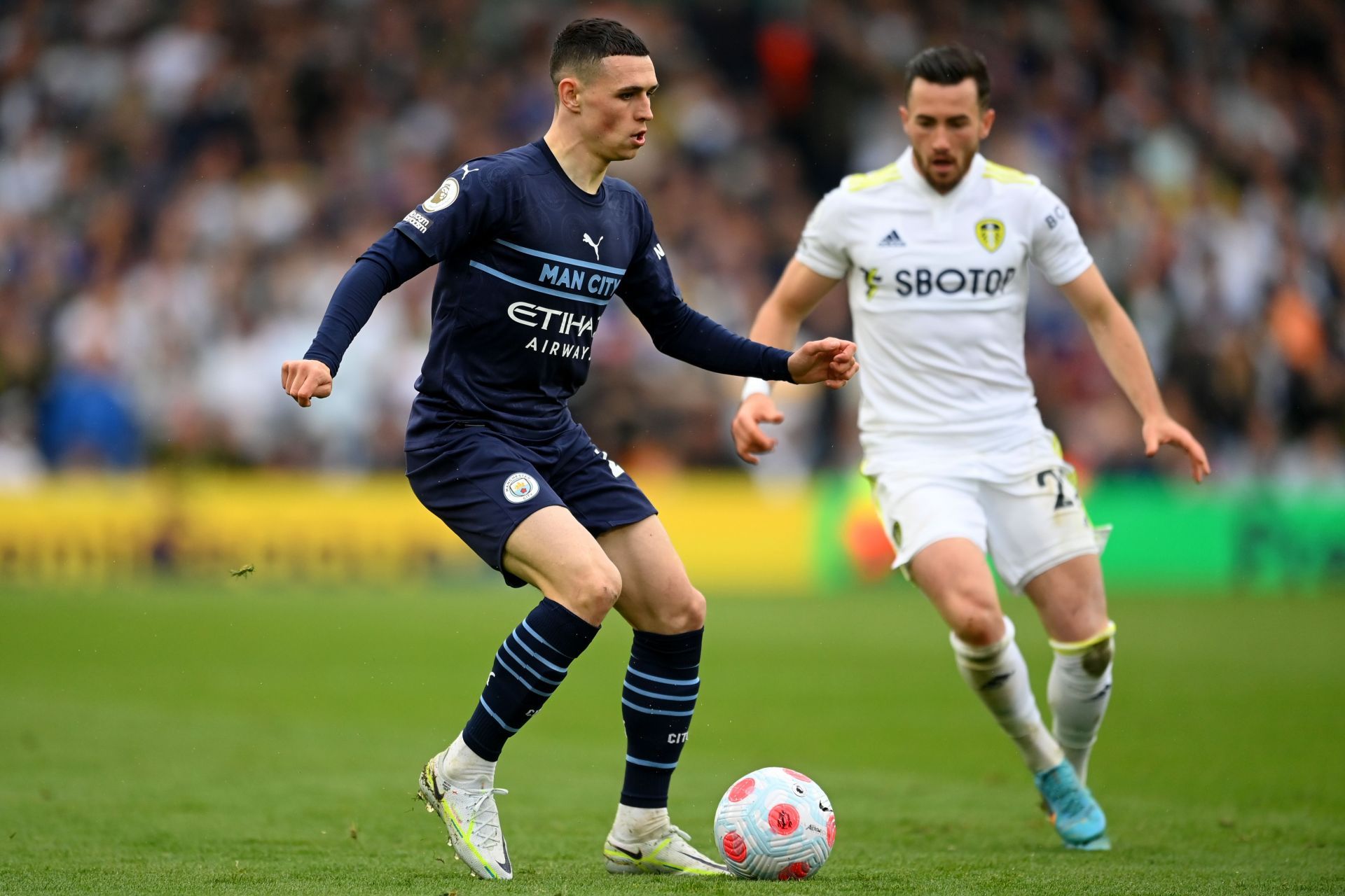 Leeds United v Manchester City - Premier League