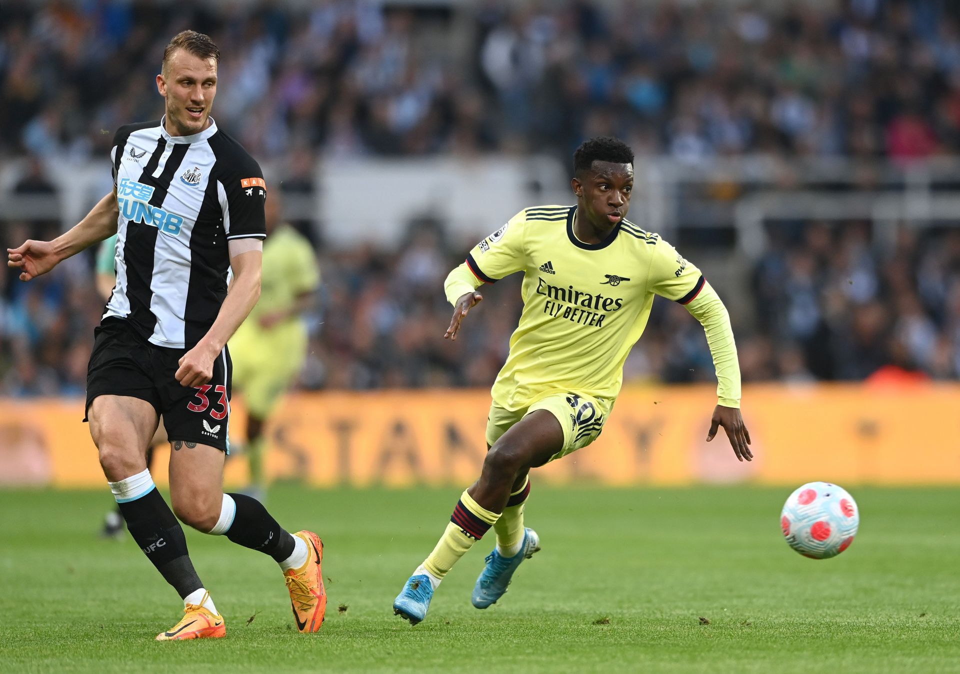 Newcastle United v Arsenal - Premier League