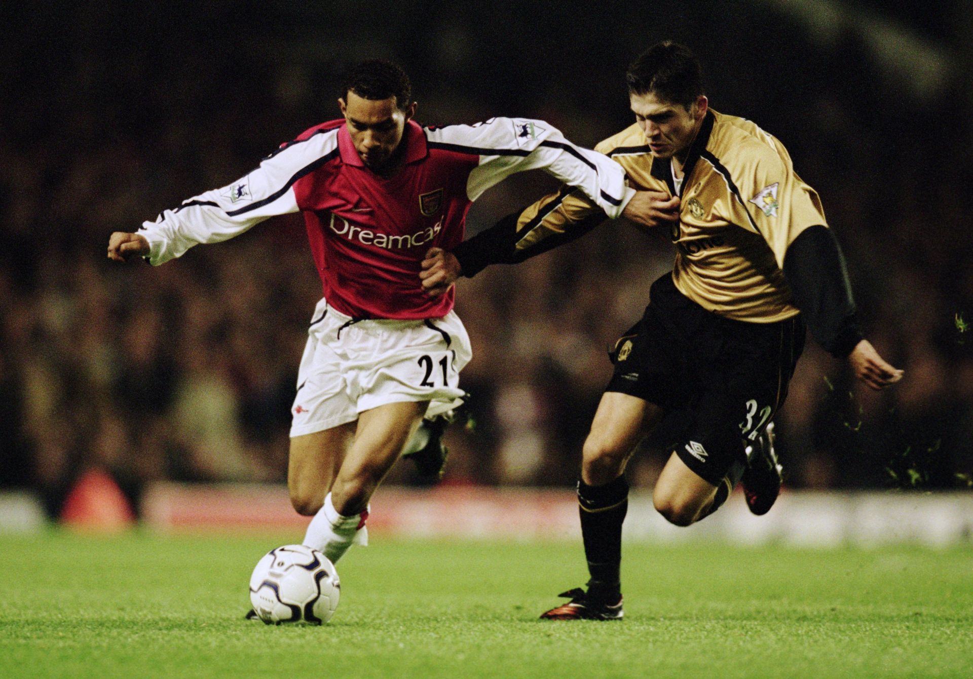 Jermaine Pennant against Manchester United&#039;s Bojan Djordjic