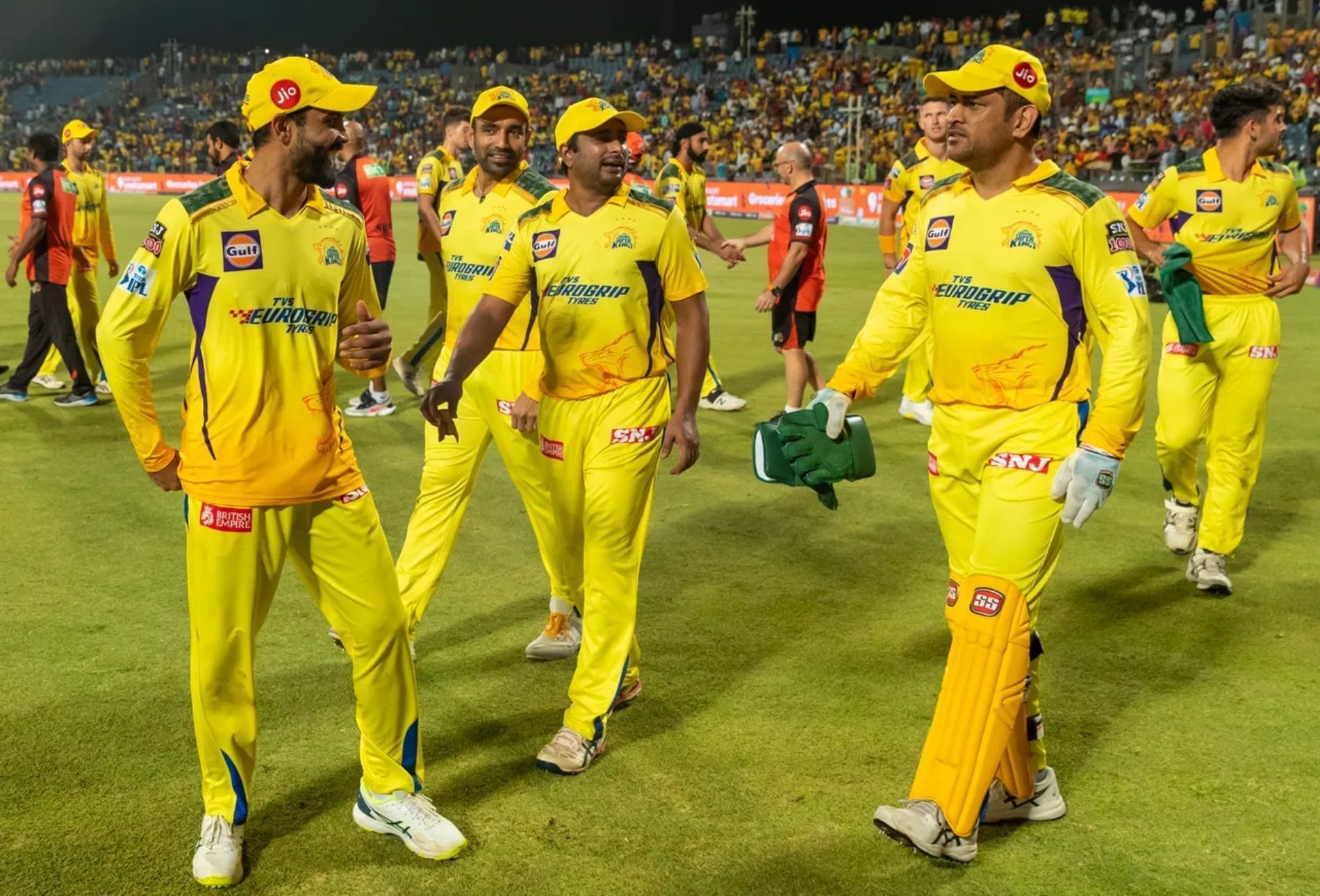 Ravindra Jadeja (left) in a light mood. Pic: IPLT20.COM